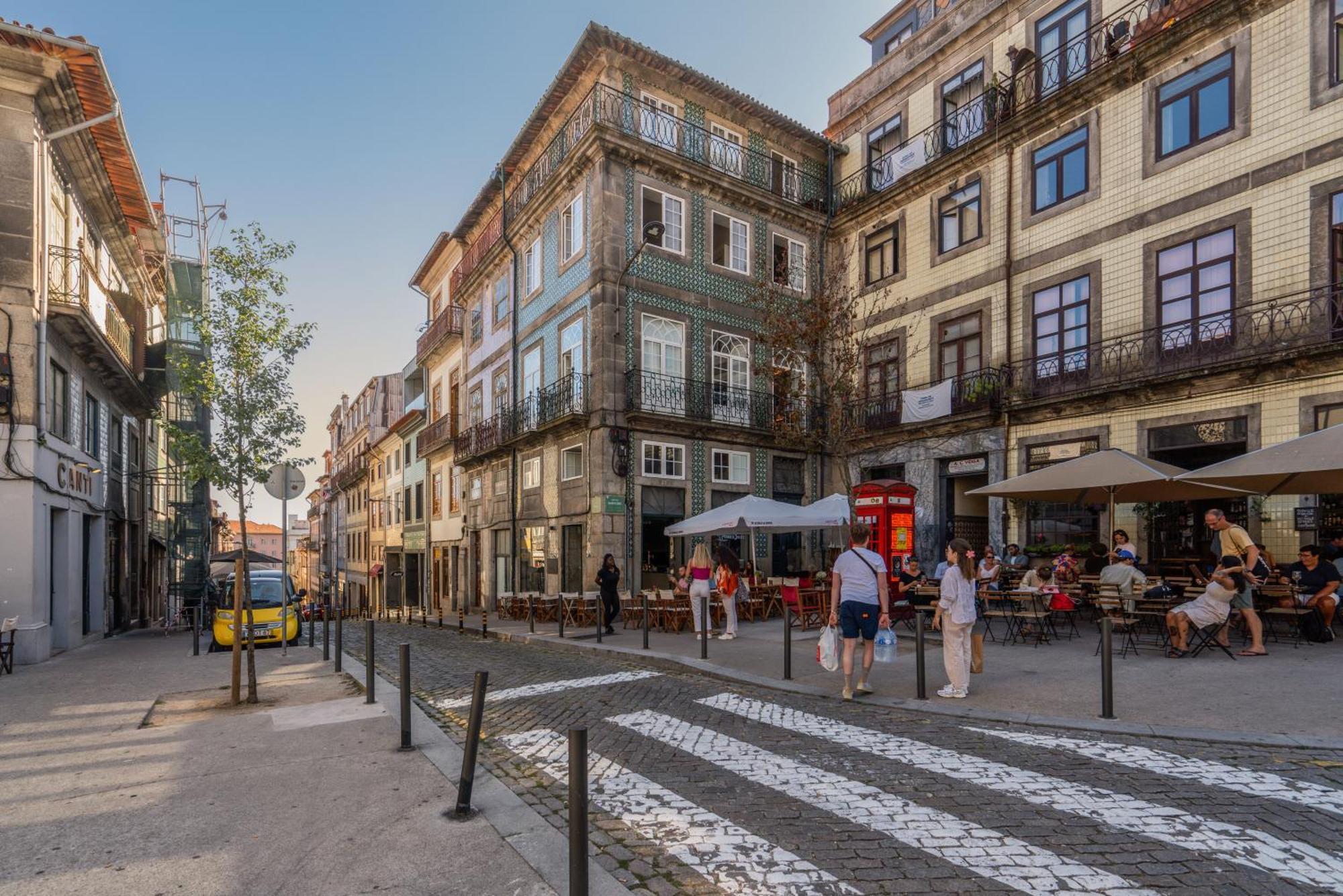 Host Wise - Charming Welcoming Flat - Centrally Located Porto Room photo